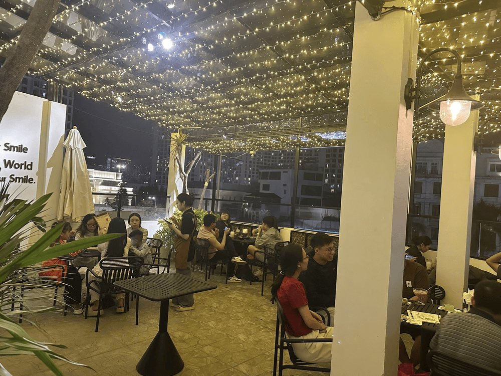 Tại đ&acirc;y, bạn c&oacute; thể thưởng thức ly c&agrave; ph&ecirc; hoặc nước &eacute;p chất lượng v&agrave; tận hưởng khoảnh khắc thư gi&atilde;n tại Aries Coffee (Nguồn: ARIES Coffee)